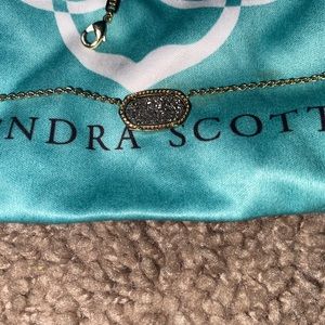 Kendra Scott necklace bag not included
